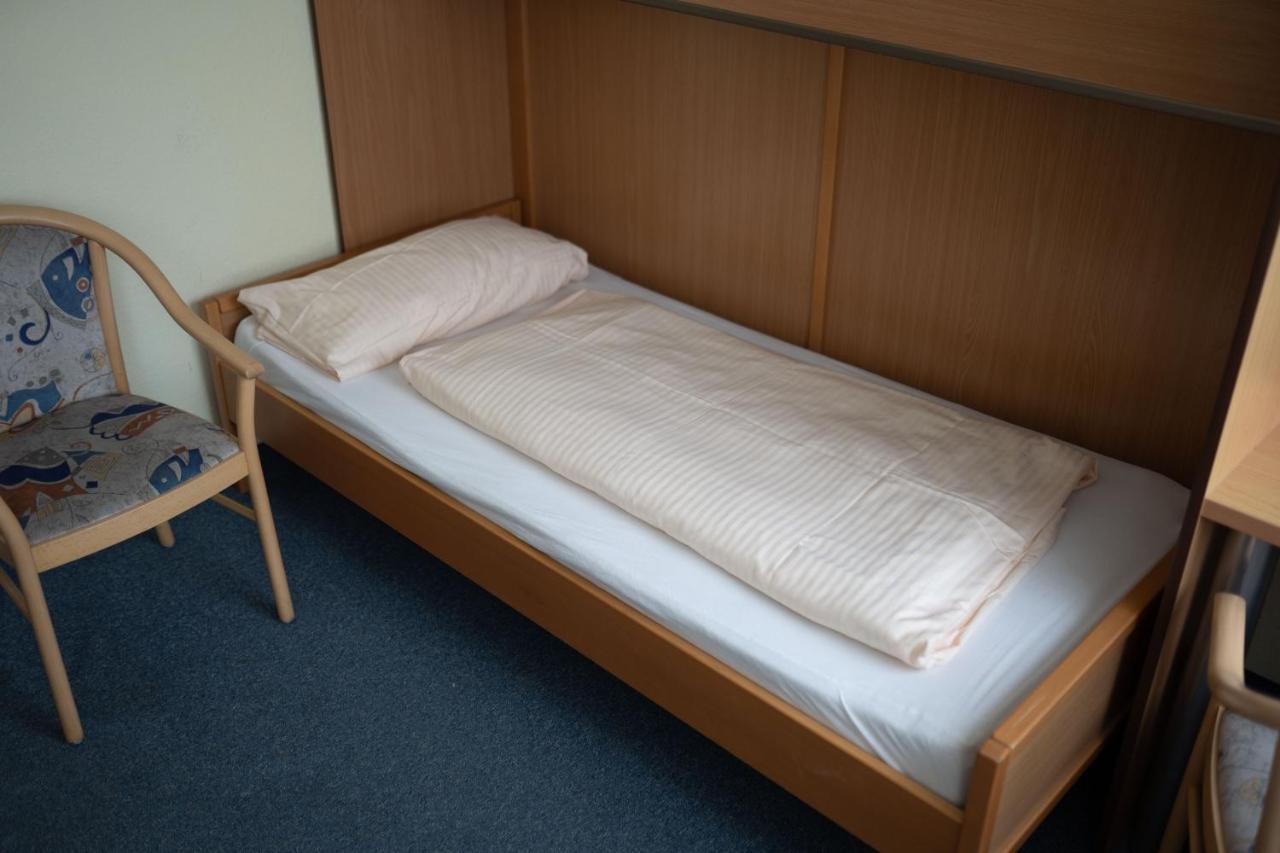 Radlstadl - Brauhaus Und Hotel Kaarst Chambre photo